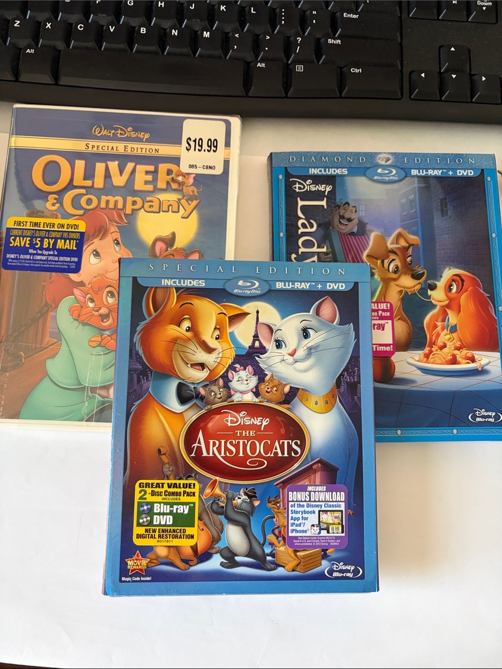Disney  3 DVDs Fox & the Hound, Oliver & Company, Lady & The Tramp, NWT, animals